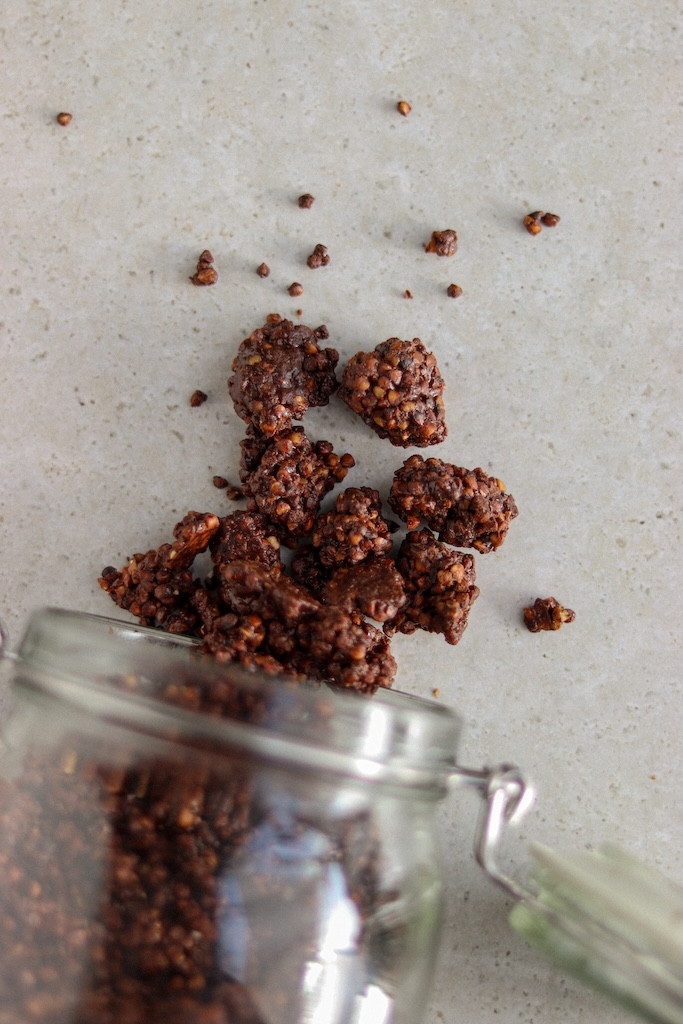 Czekoladowa granola gryczana