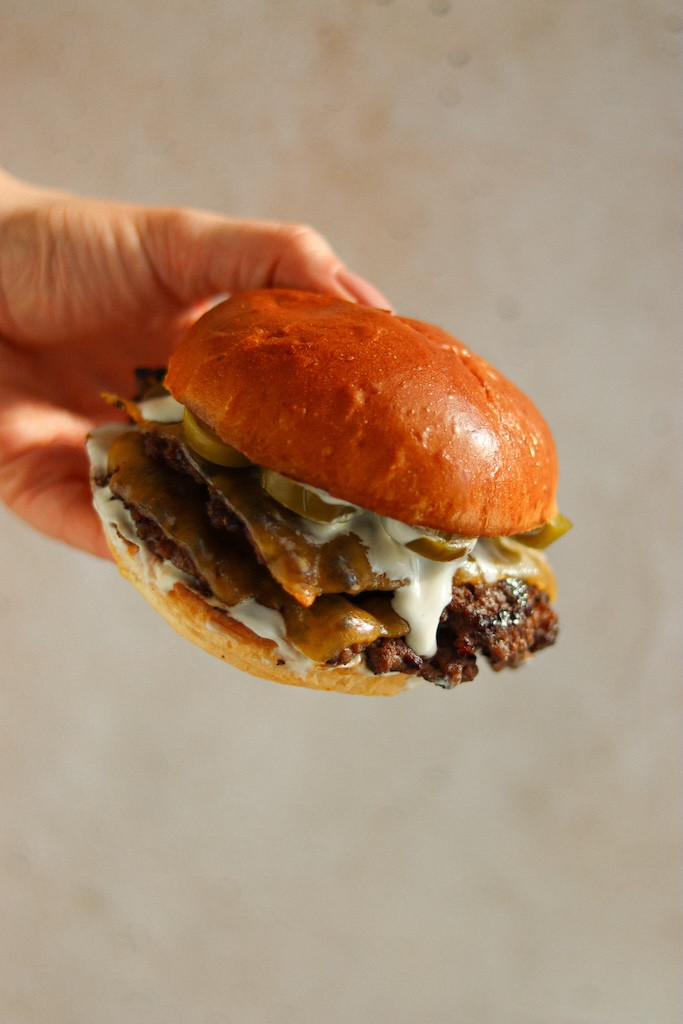 Honey jalapeno smash burgery